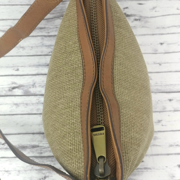 FOSSIL-Vintage Leather Crossbody Handbag - Picture 6 of 8